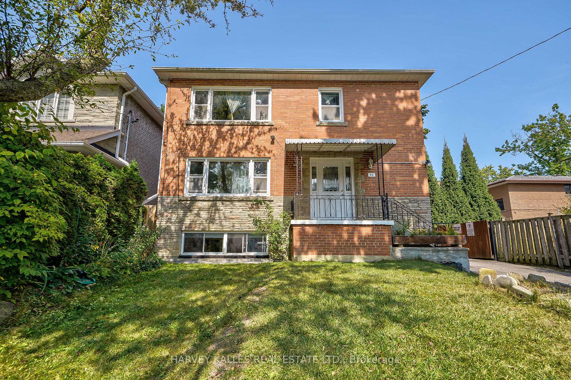 Multiplex house for sale at 40 Dominion Rd Toronto Ontario