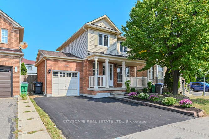 Detached house for sale at 209 Queen Mary Dr Brampton Ontario