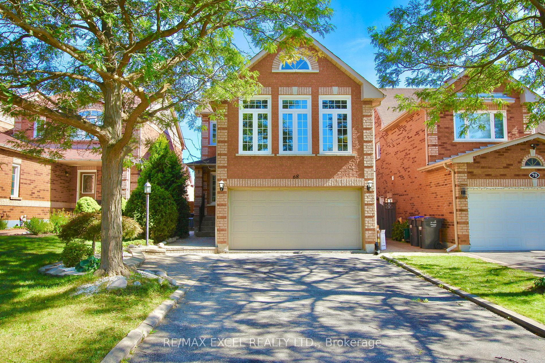 Detached house for sale at 68 Sunley Cres Brampton Ontario