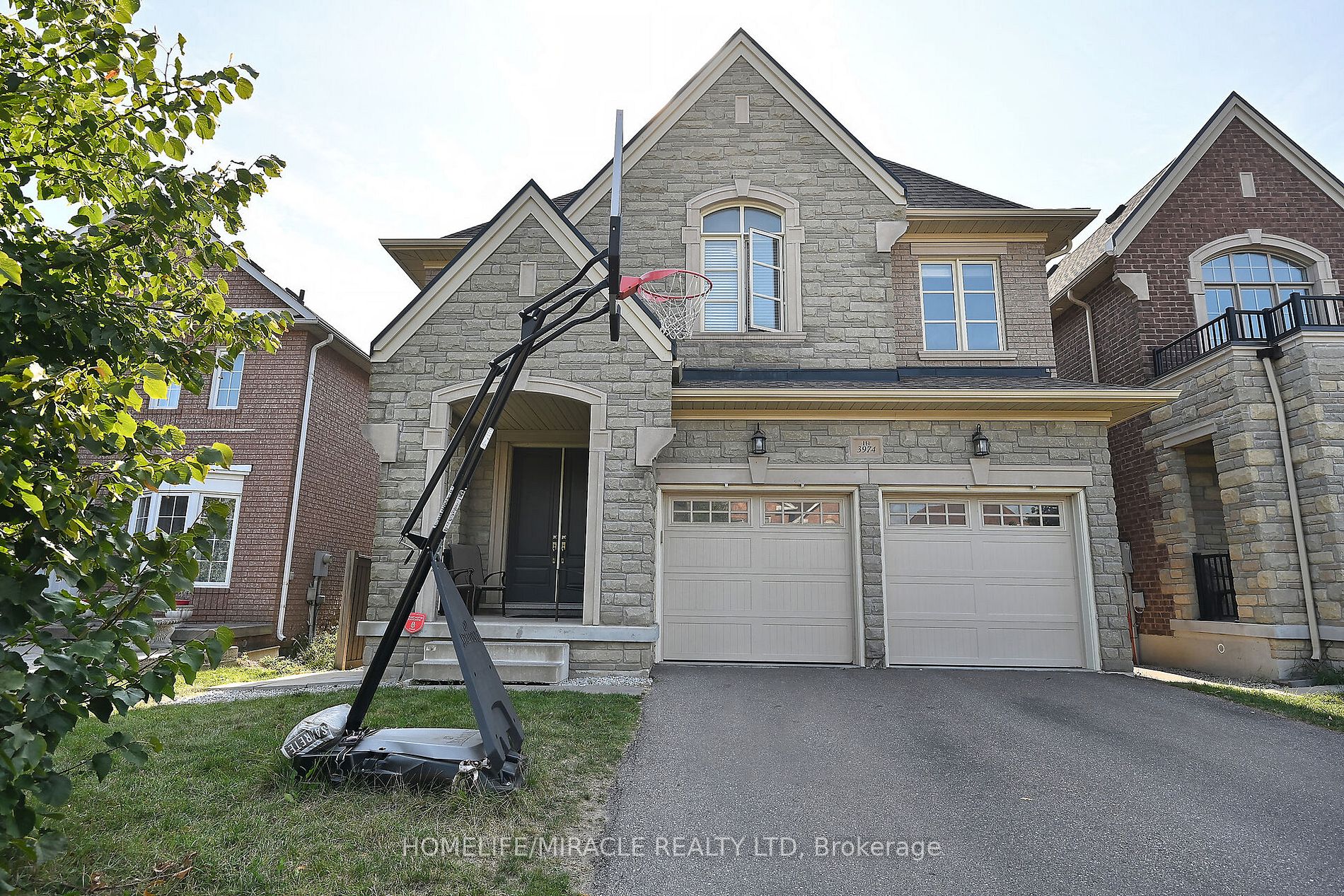 Detached house for sale at 3974 WORTHVIEW Pl Mississauga Ontario