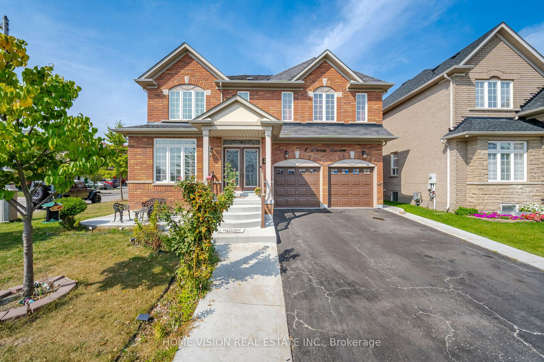 Detached house for sale at 1 Darou Cres N Brampton Ontario