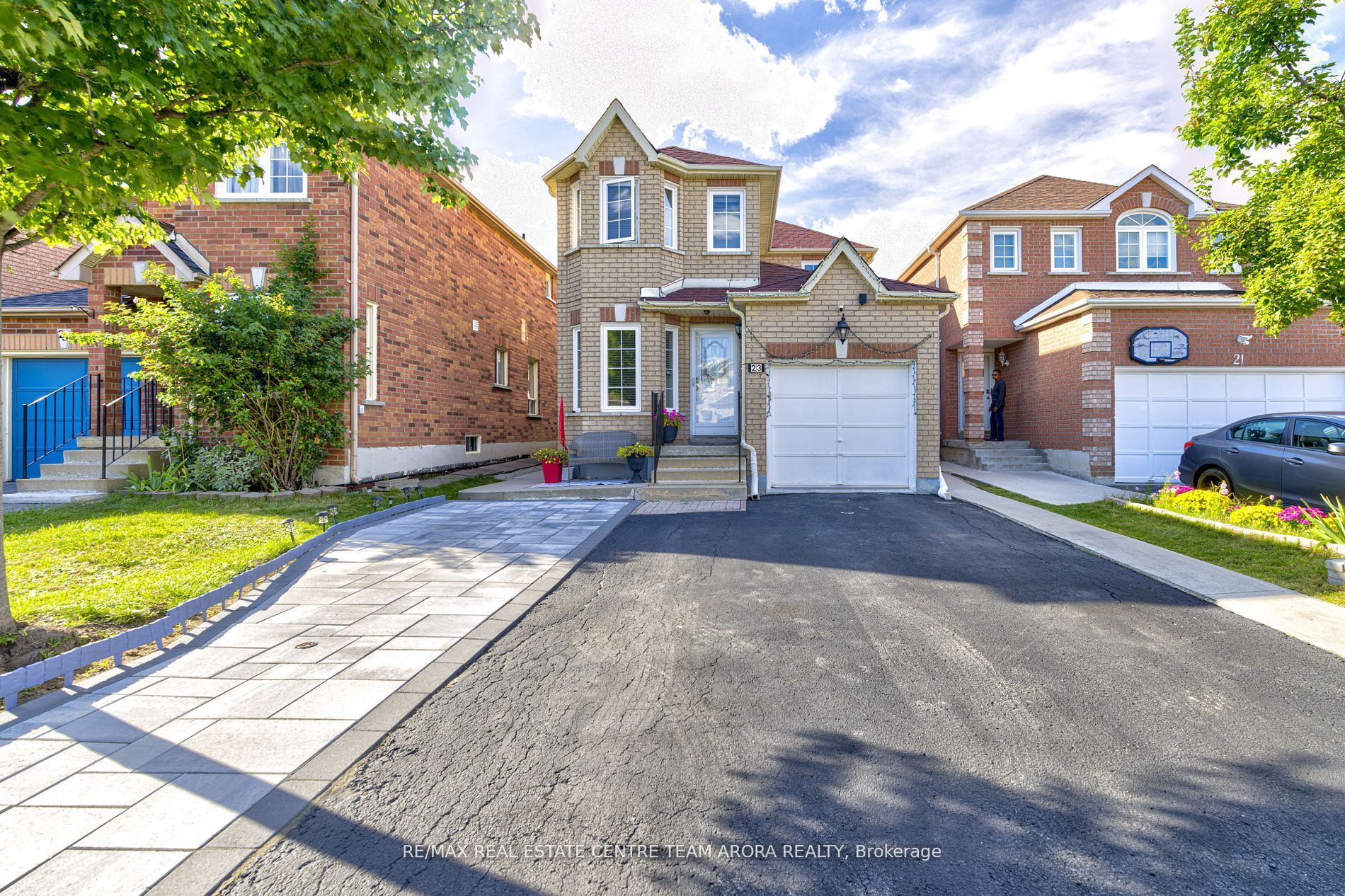 Detached house for sale at 23 Arthurs Cres Brampton Ontario