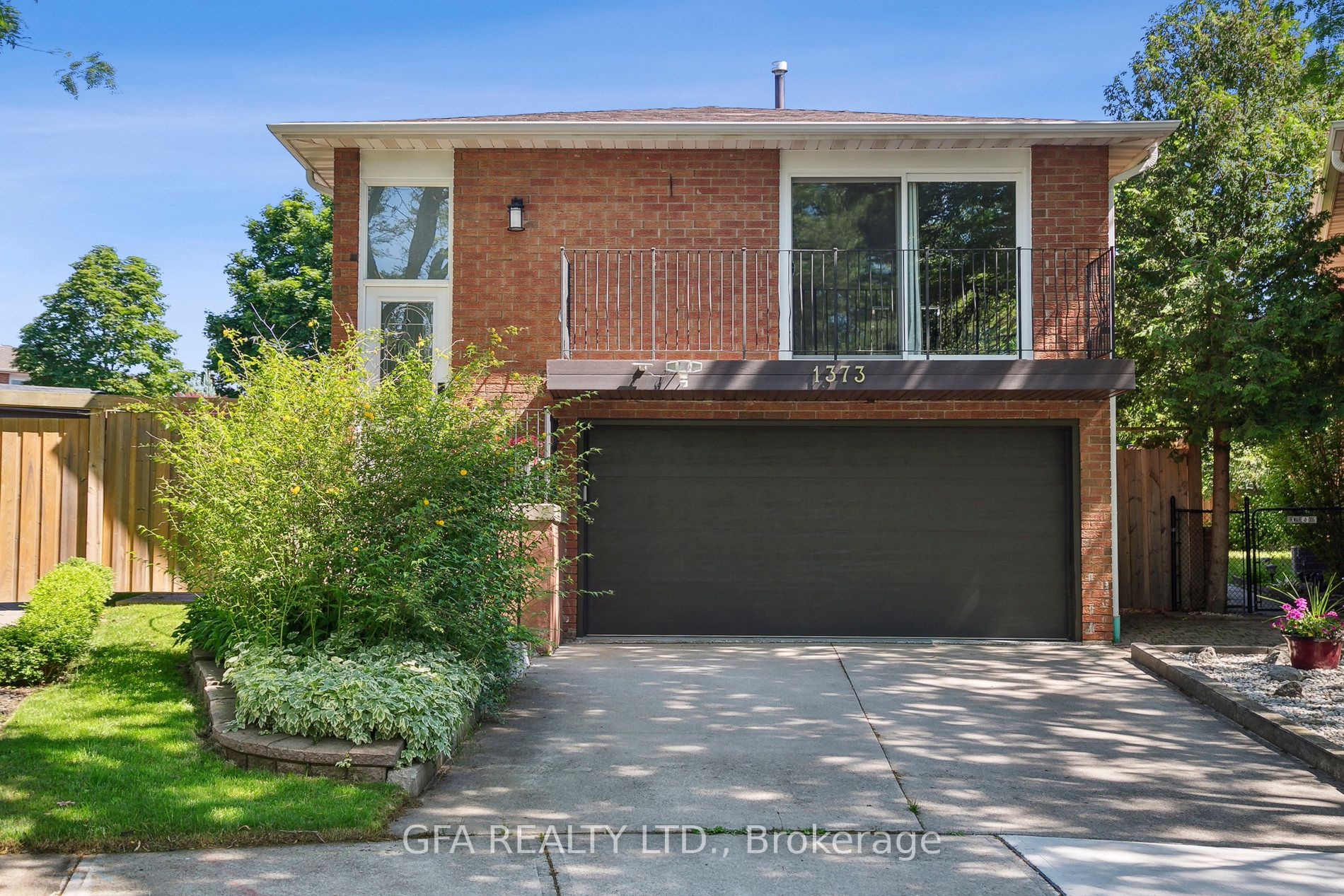 Detached house for sale at 1373 Holborne Pl Oakville Ontario