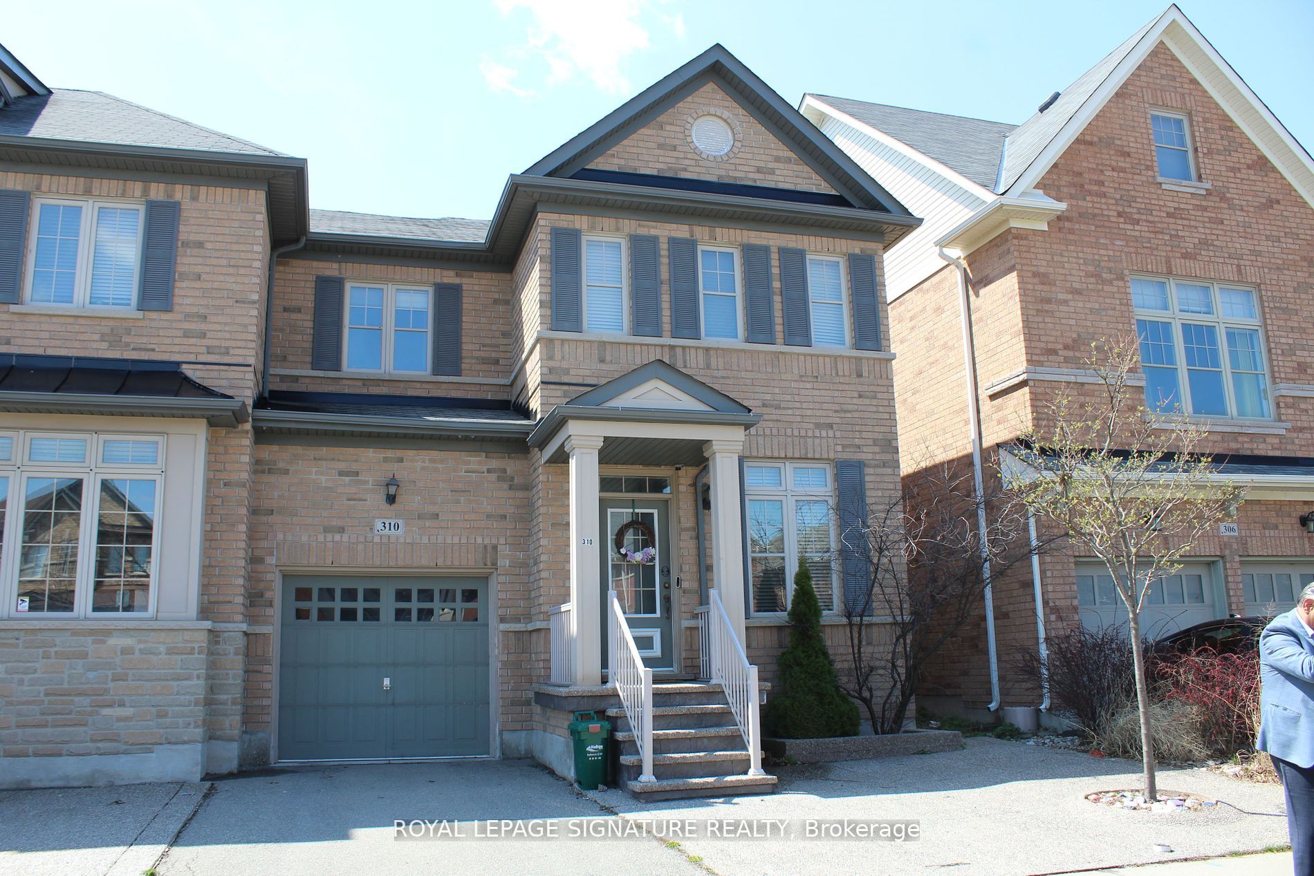 Semi-Detached house for sale at 310 Scott Blvd Milton Ontario