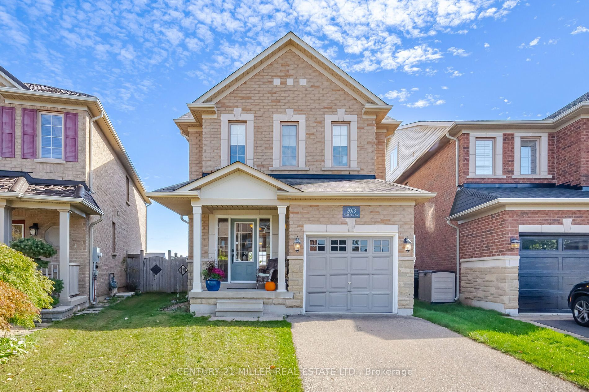 Detached house for sale at 2073 Fiddlers Way Oakville Ontario