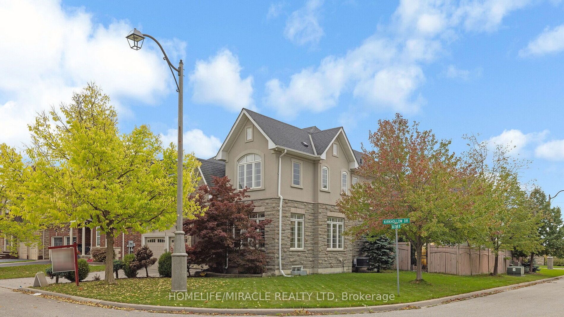 Detached house for sale at 12 Kirkhollow Dr Brampton Ontario