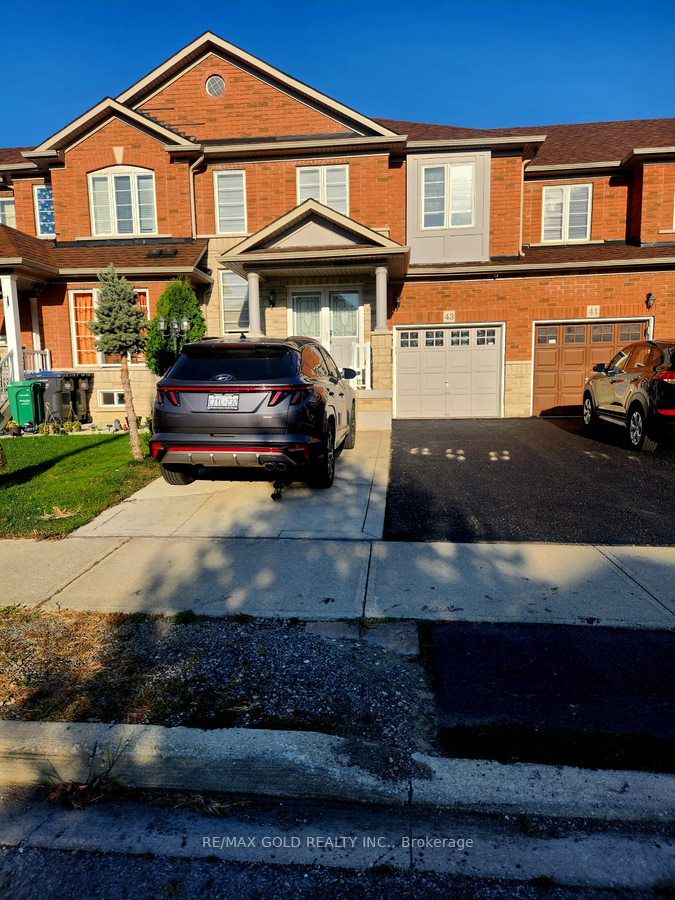 Att/Row/Twnhouse house for sale at 43 Snowshoe Lane E Brampton Ontario