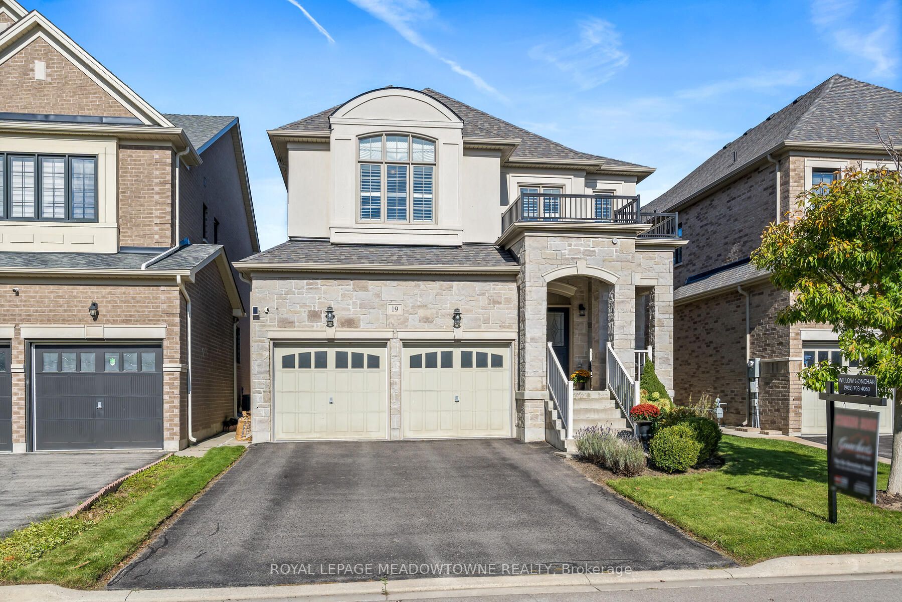 Detached house for sale at 19 Mugford Cres Brampton Ontario