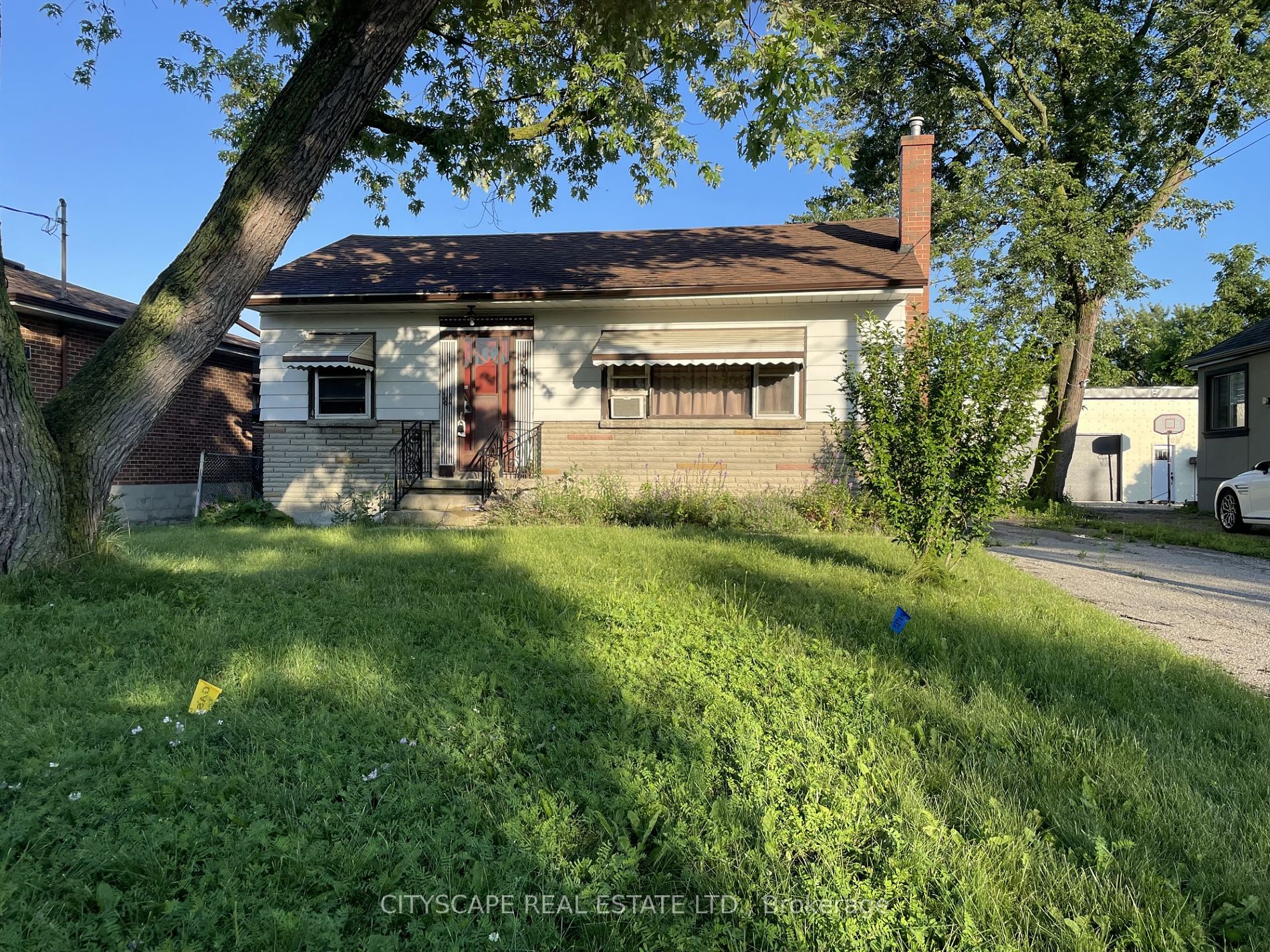 Detached house for sale at 406 Marf Ave Mississauga Ontario