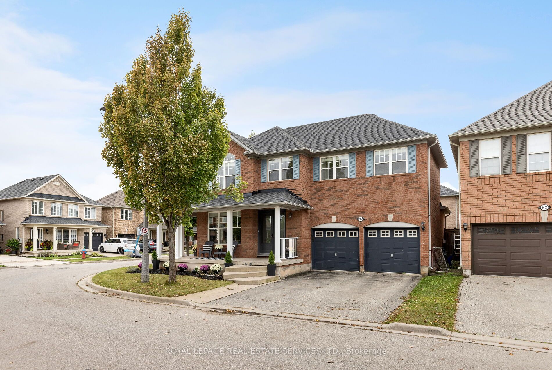 Detached house for sale at 2457 Clayborne Pl Oakville Ontario