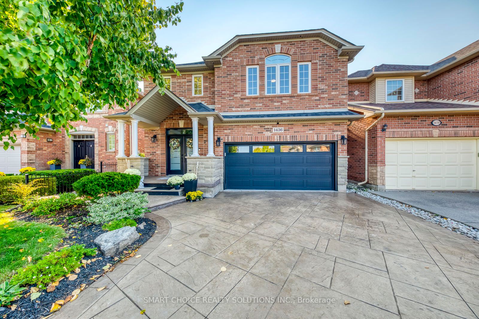 Detached house for sale at 1436 Gulledge Tr Oakville Ontario