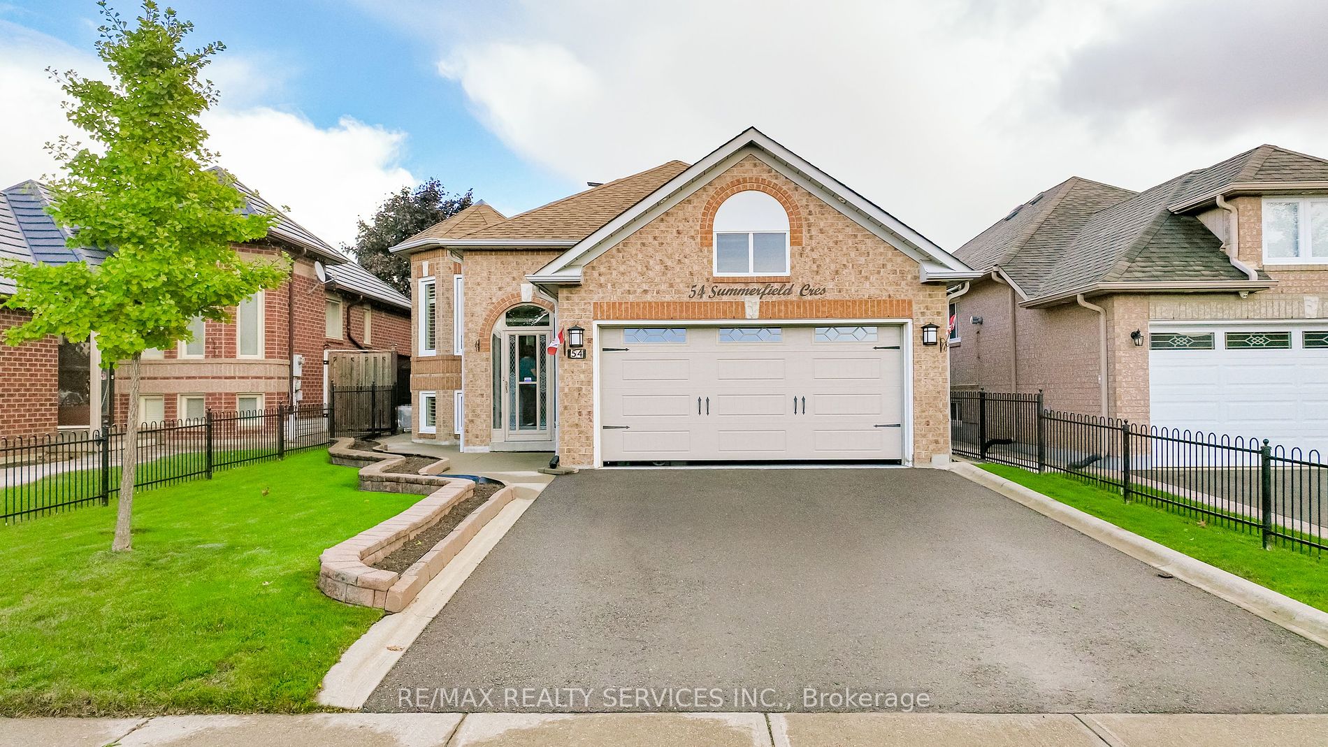 Detached house for sale at 54 Summerfield Cres Brampton Ontario