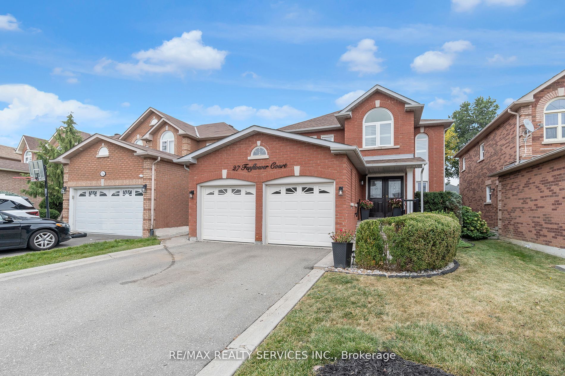 Detached house for sale at 27 Fenflower Crt Brampton Ontario