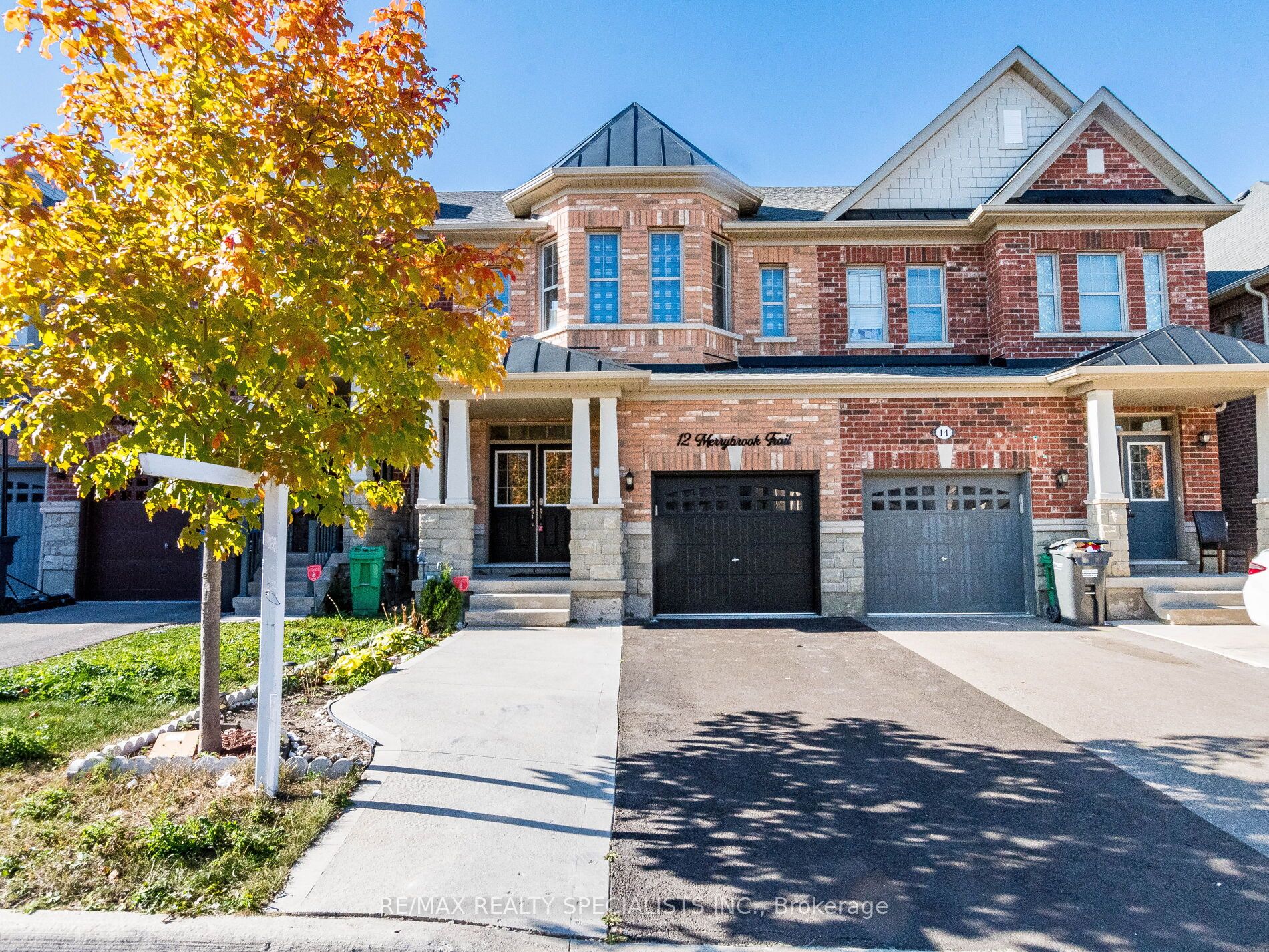 Att/Row/Twnhouse house for sale at 12 Merrybrook Tr Brampton Ontario