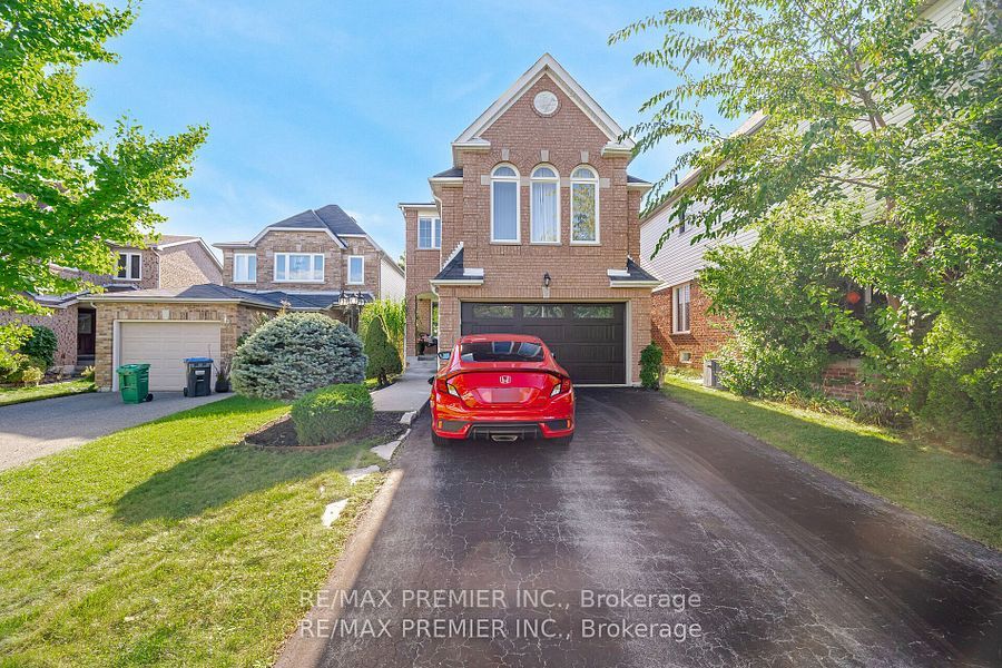 Detached house for sale at 37 Furrows End Brampton Ontario