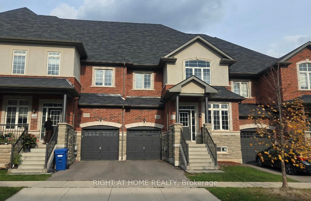 Att/Row/Twnhouse house for sale at 3027 Max Khan Blvd Oakville Ontario