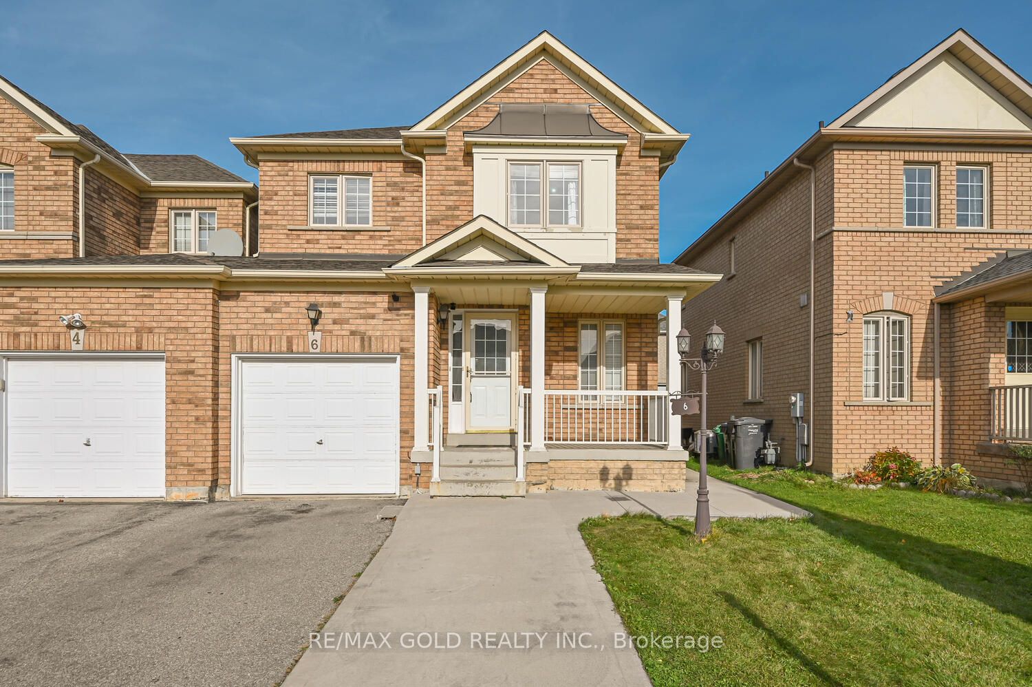 Att/Row/Twnhouse house for sale at 6 Earth Star Tr Brampton Ontario