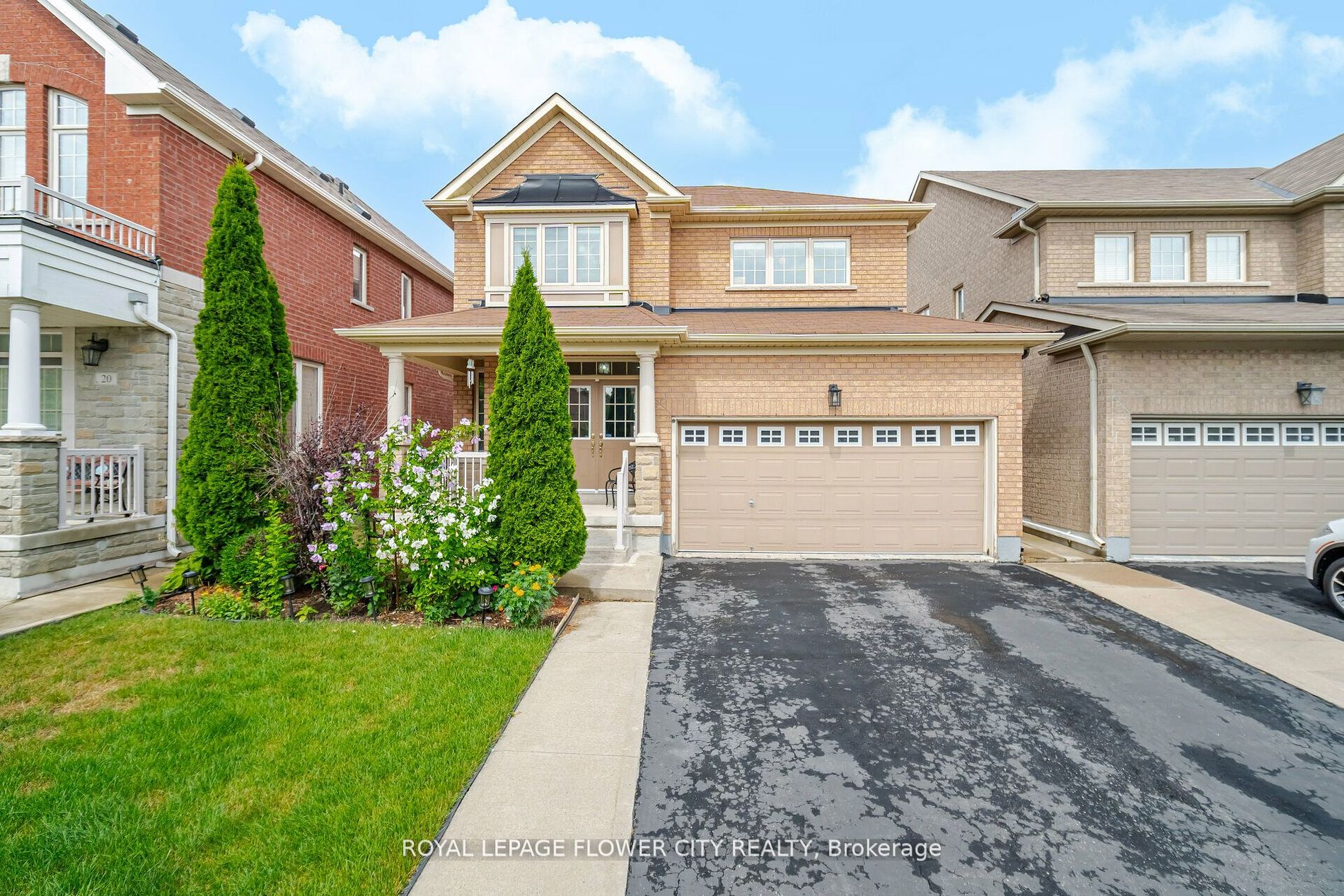 Detached house for sale at 18 Openbay Gdns Brampton Ontario