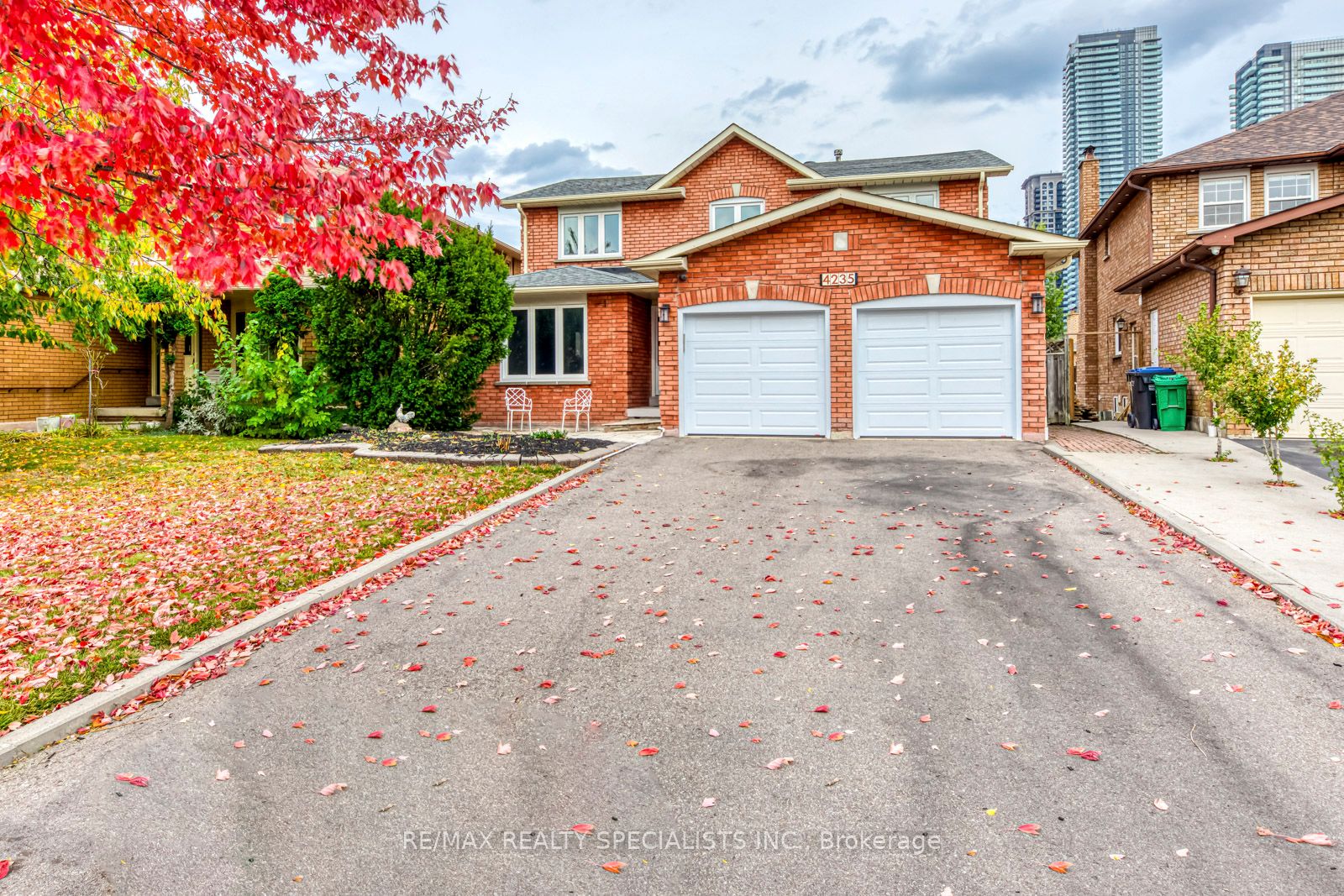 Detached house for sale at 4235 Hazineh Crt Mississauga Ontario