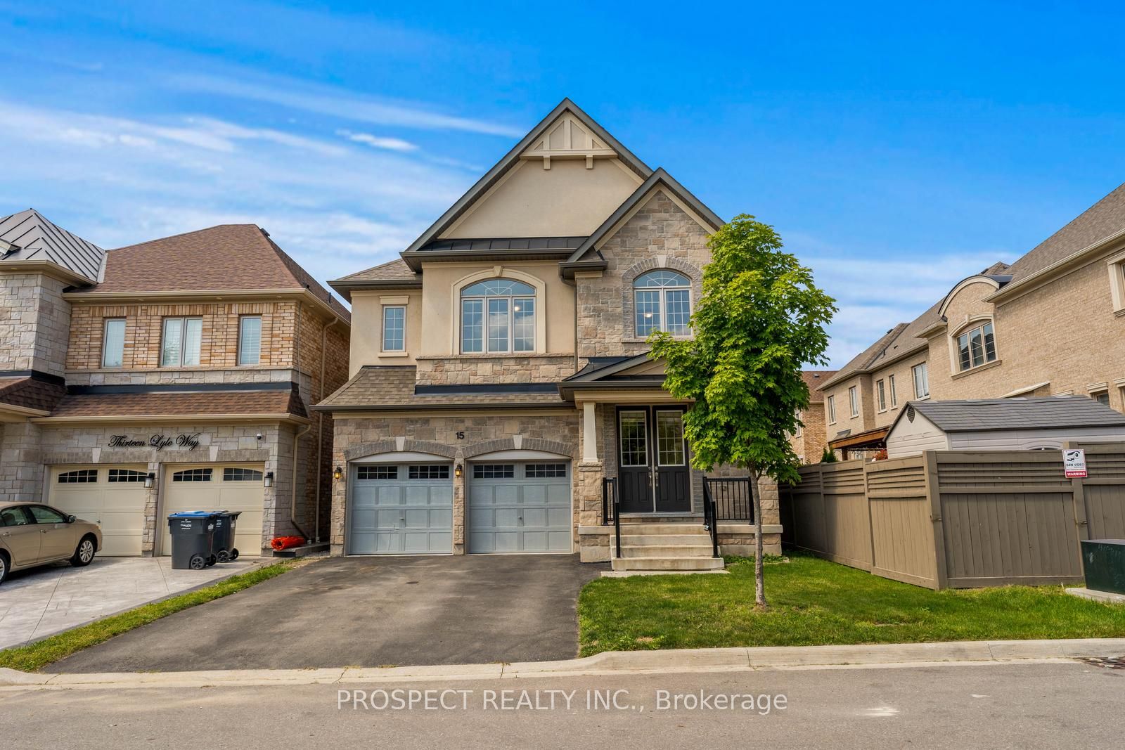 Detached house for sale at 15 Lyle Way Brampton Ontario