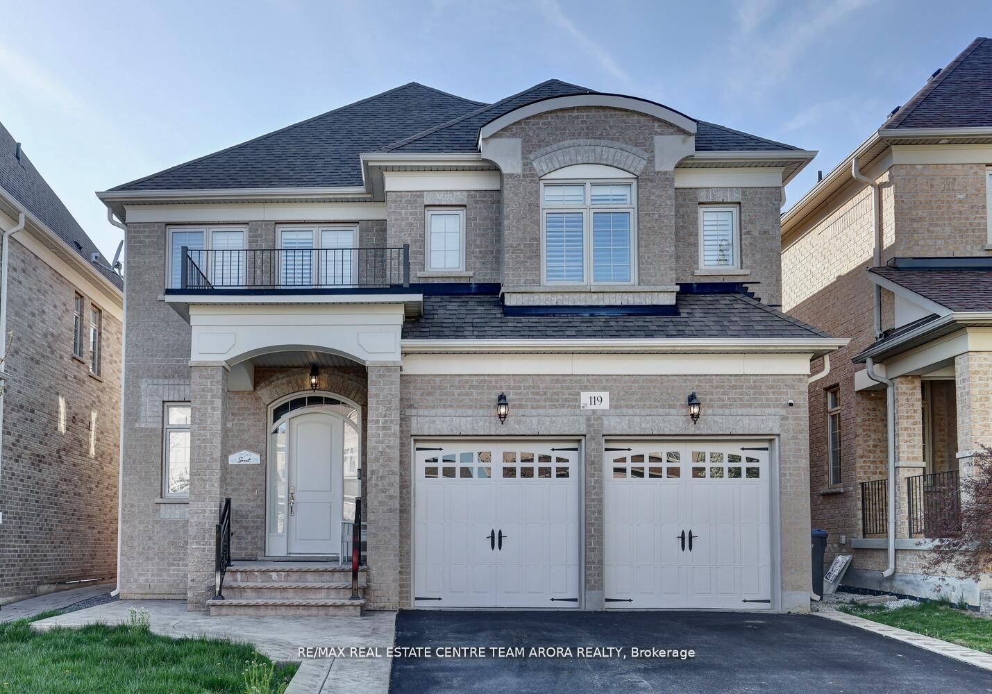 Detached house for sale at 119 Coastline Dr Brampton Ontario