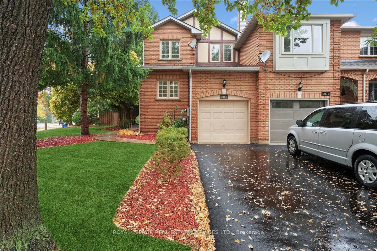 Att/Row/Twnhouse house for sale at 2481 Stefi Tr Oakville Ontario