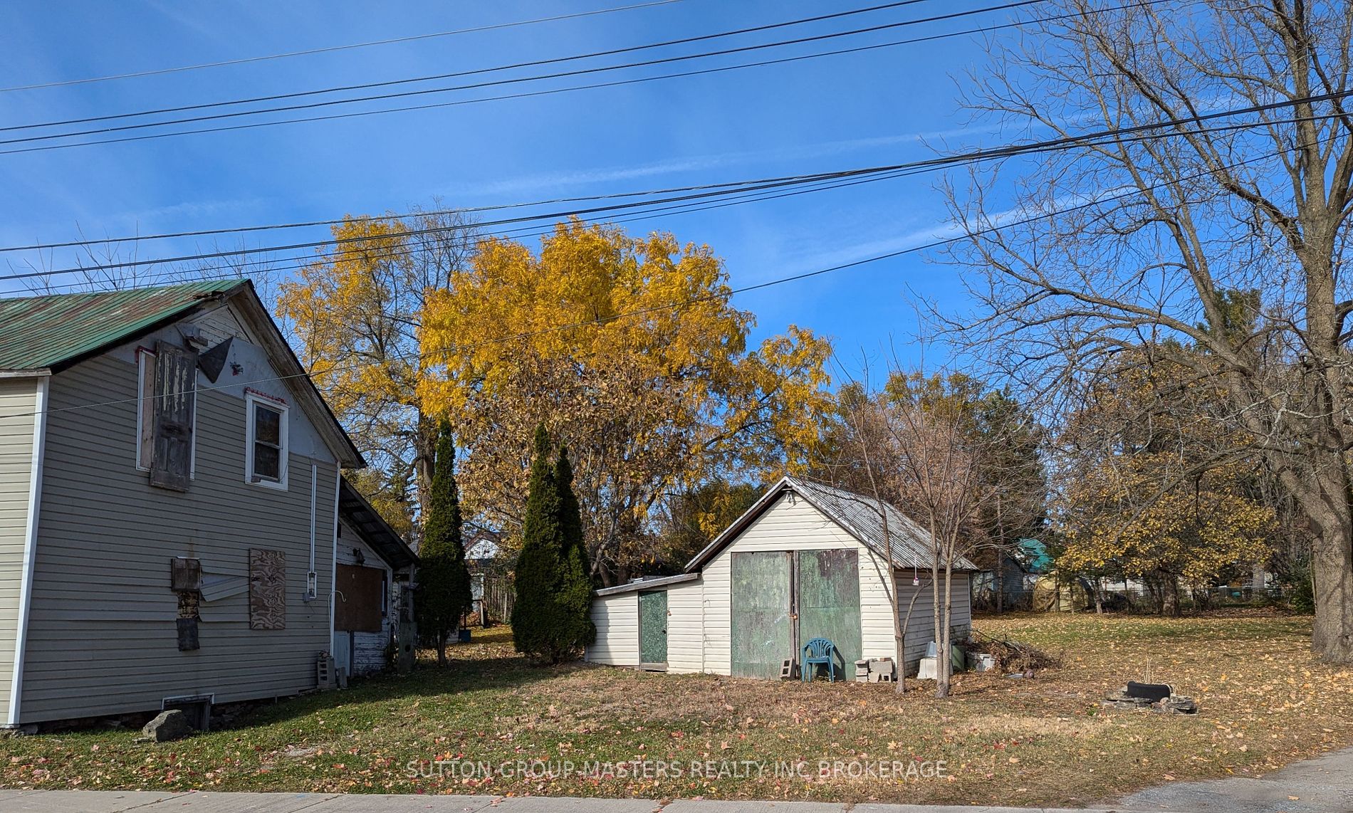 Vacant Land house for sale at 20 Grand Trunk Ave  Ontario