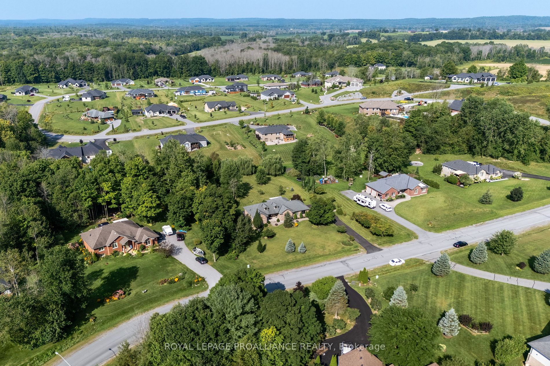 Detached house for sale at 33 Windwhisper Dr Belleville Ontario