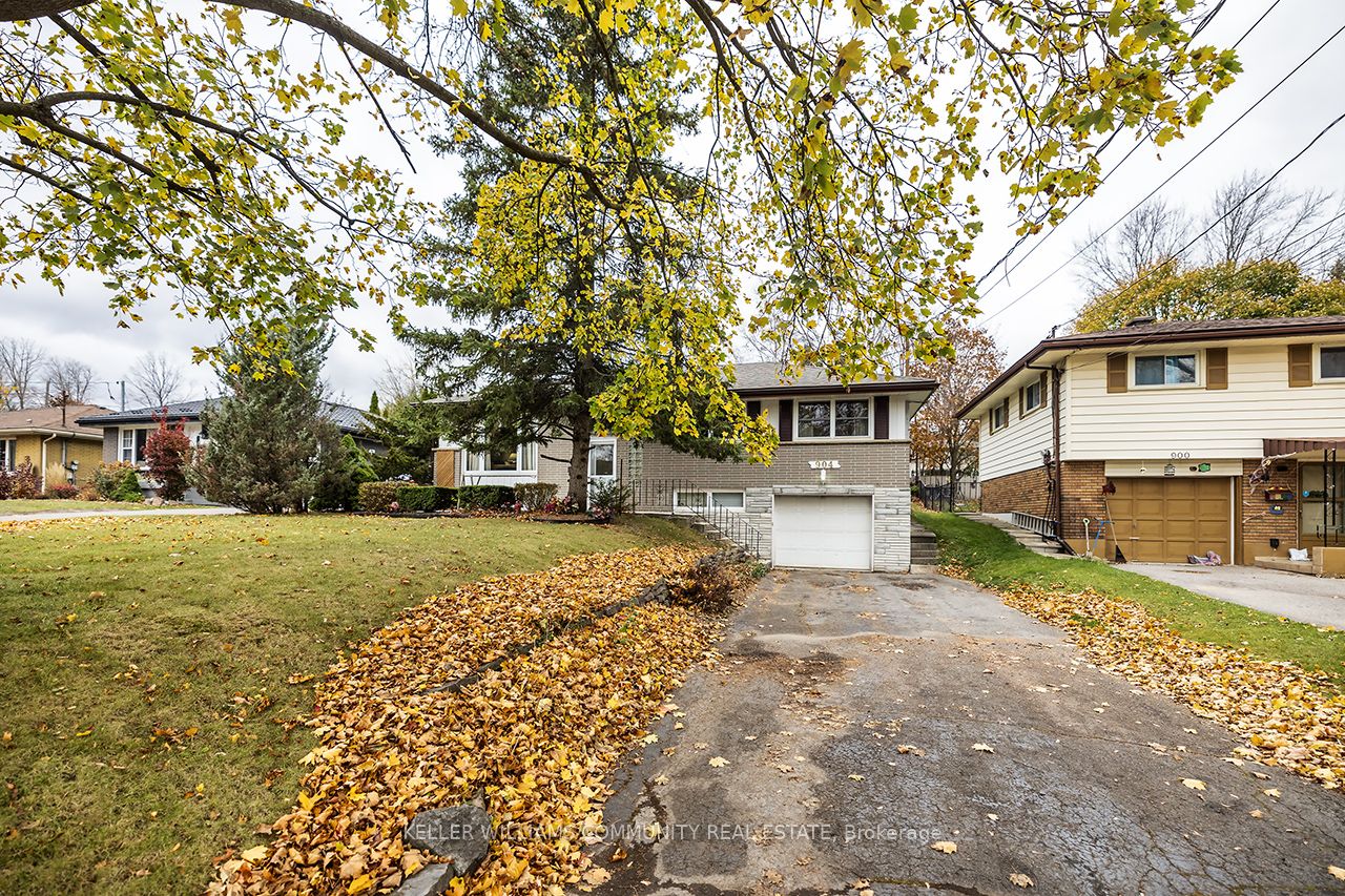 Detached house for sale at 904 Sherbrooke St Peterborough Ontario