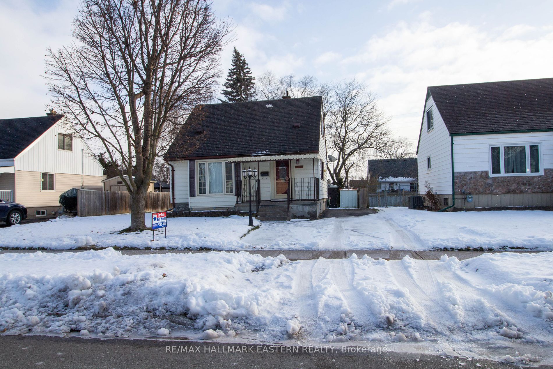 Detached house for sale at 683 Little St Peterborough Ontario