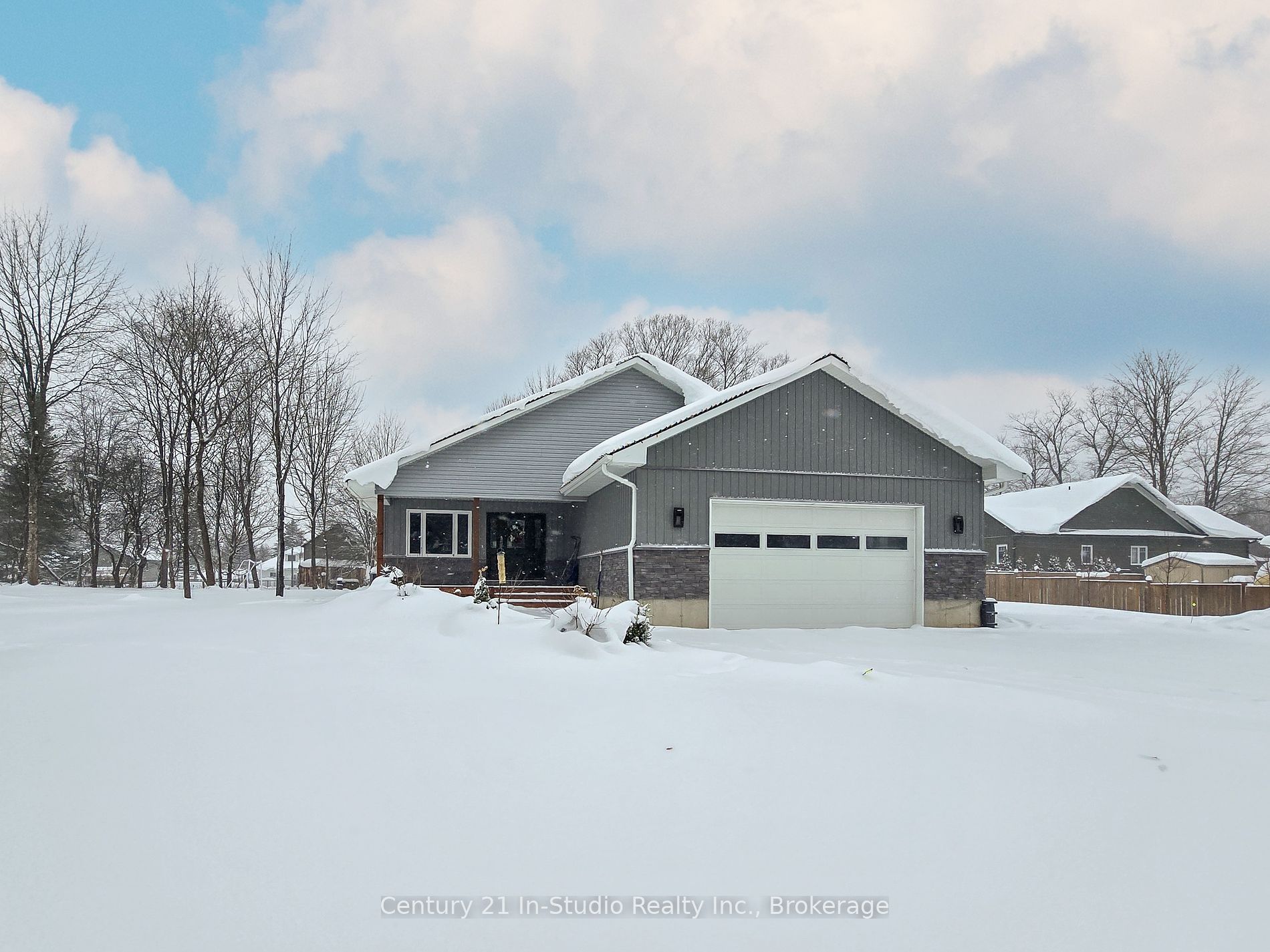 Rural Resid house for sale at 135 Confederation Dr Chatsworth Ontario