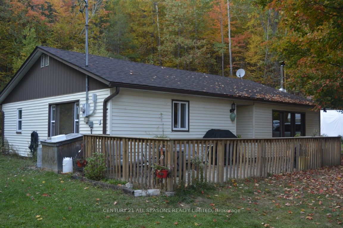 Rural Resid house for sale at 1081 Papineau Lake Rd Hastings Highlands Ontario