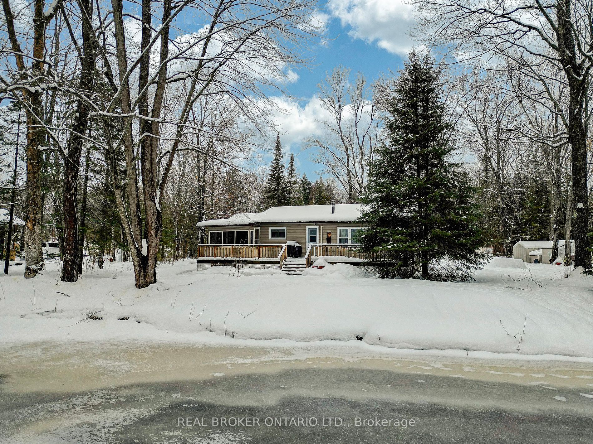 Cottage house for sale at 47 Kennedy Dr Galway-Cavendish and Harvey Ontario
