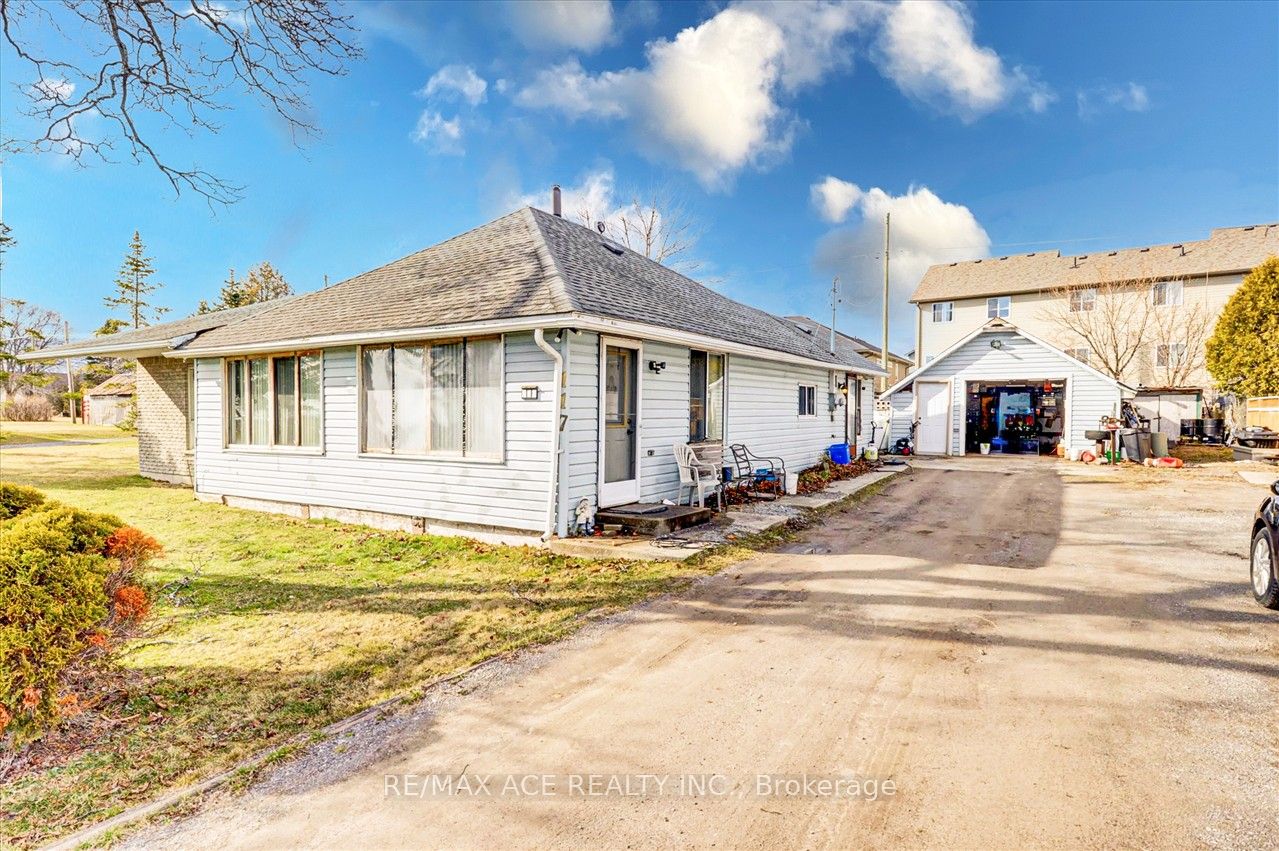Detached house for sale at 117 Lakehurst St Brighton Ontario