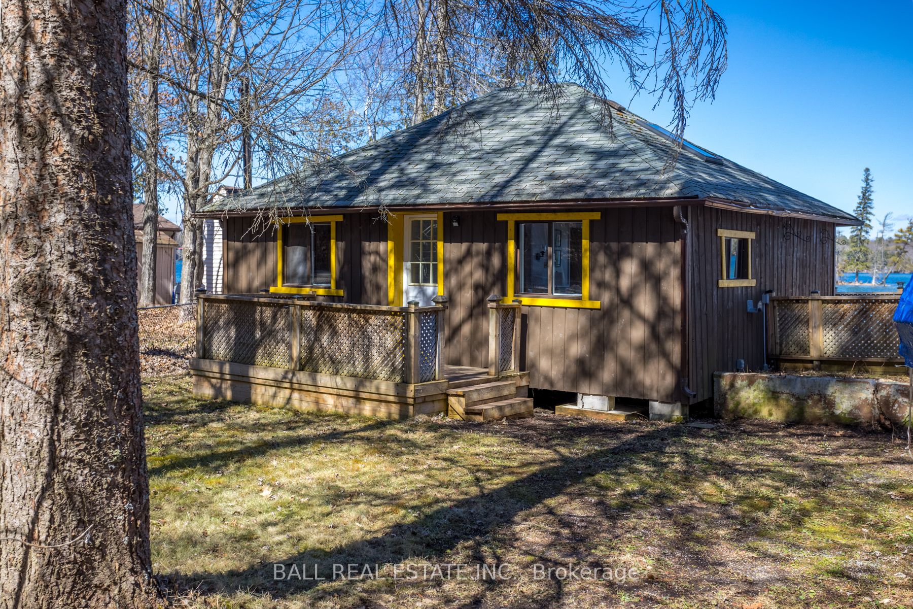 Cottage house for sale at 47 Butler Dr North Kawartha Ontario