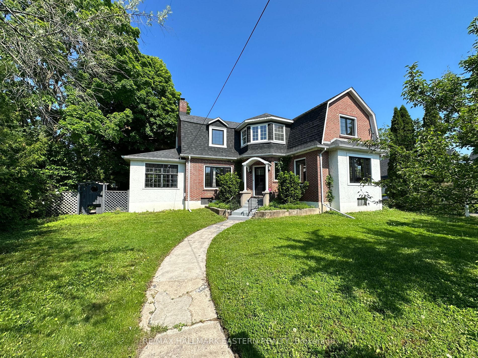Detached house for sale at 757 Water St Peterborough Ontario