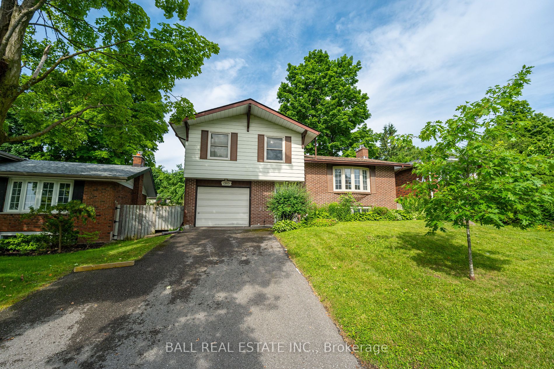 Detached house for sale at 1263 Amundsen Ave Peterborough Ontario