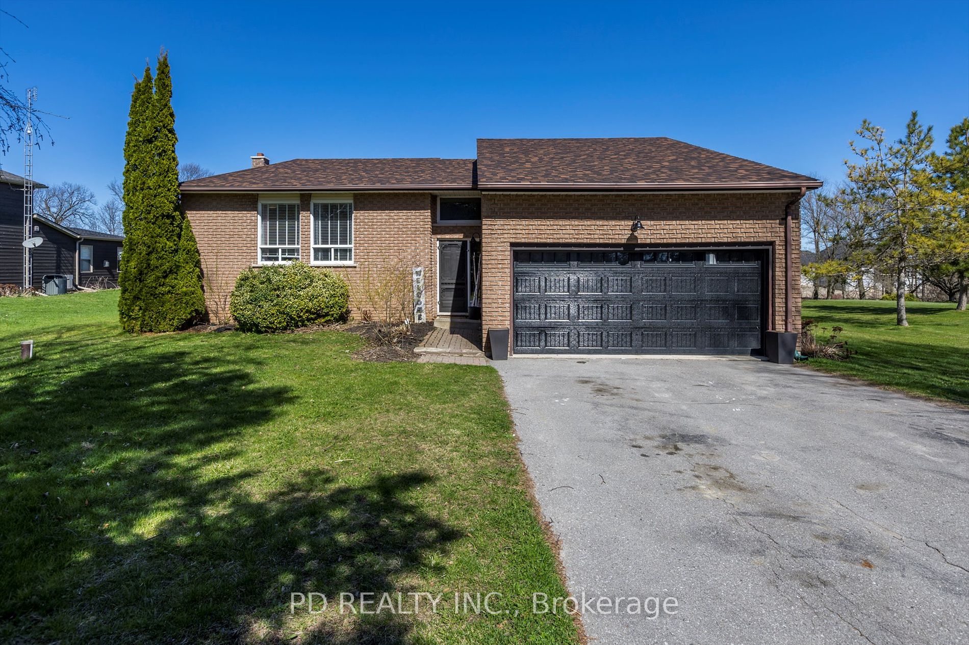 Detached house for sale at 1848 Cora Dr Cavan Monaghan Ontario