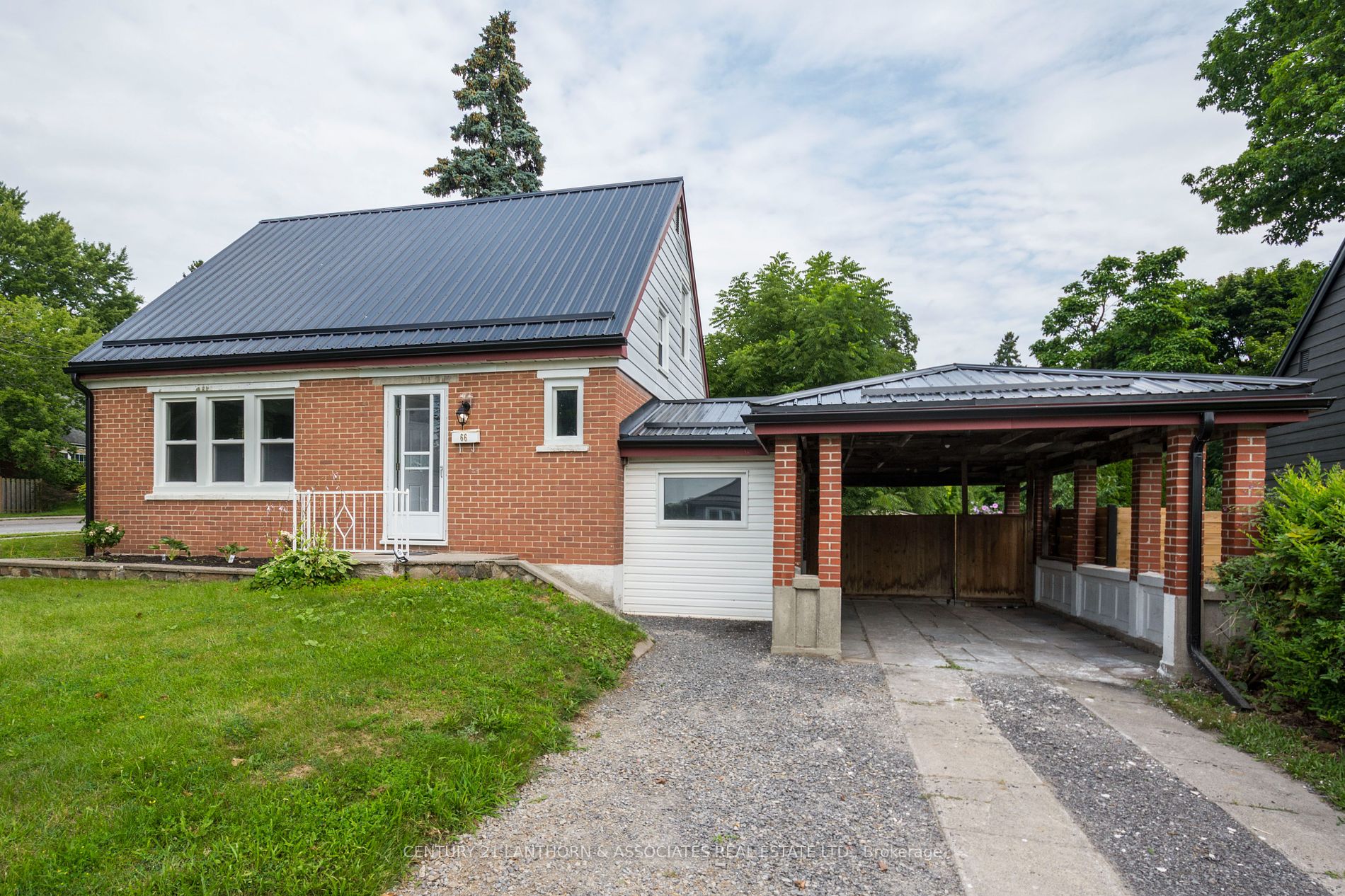 Duplex house for sale at 66 Crestview Ave Belleville Ontario