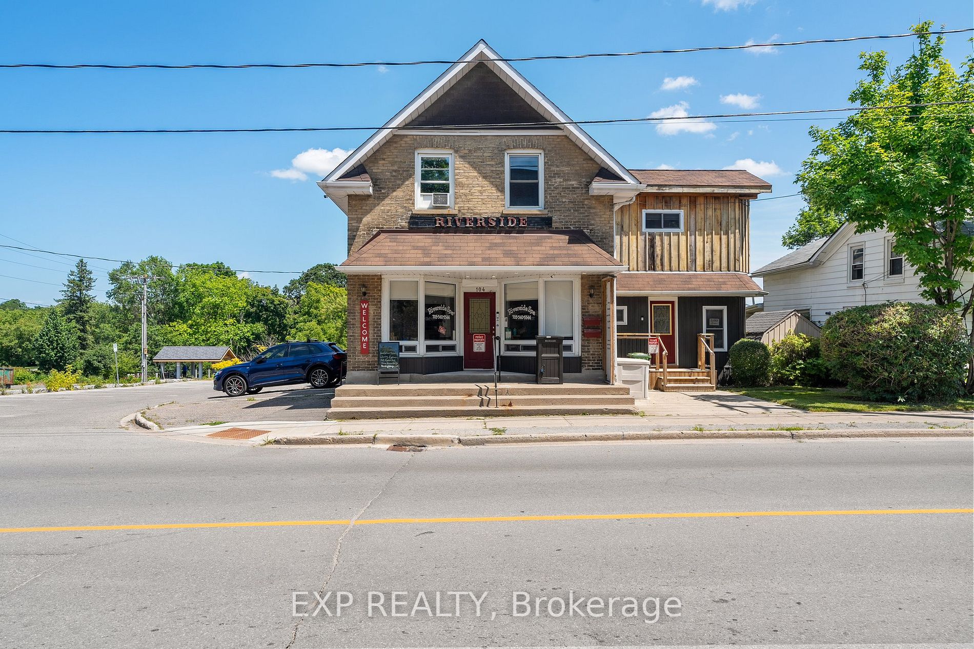 Store W/Apt/Office house for sale at 104 William St N Kawartha Lakes Ontario