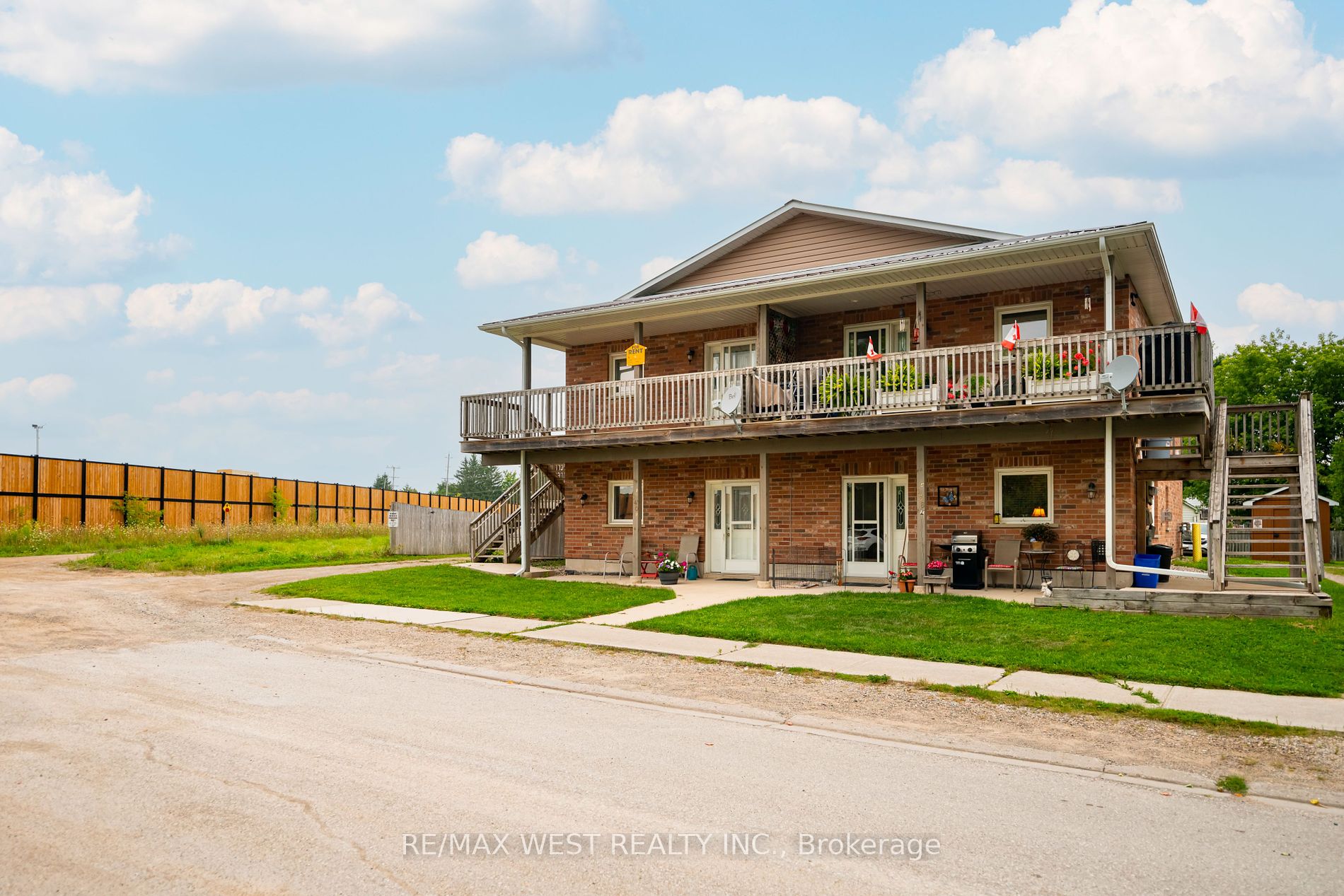 Multiplex house for sale at 140 Joseph St Shelburne Ontario