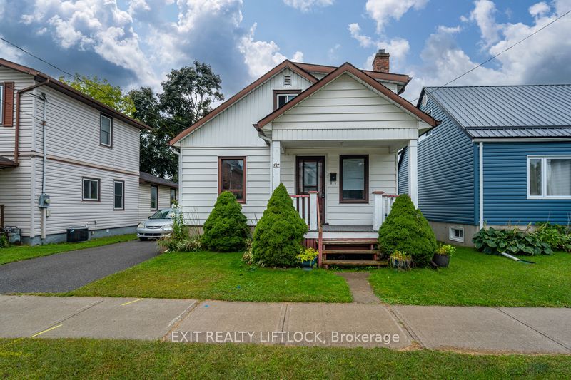 Detached house for sale at 427 Edison Ave Peterborough Ontario