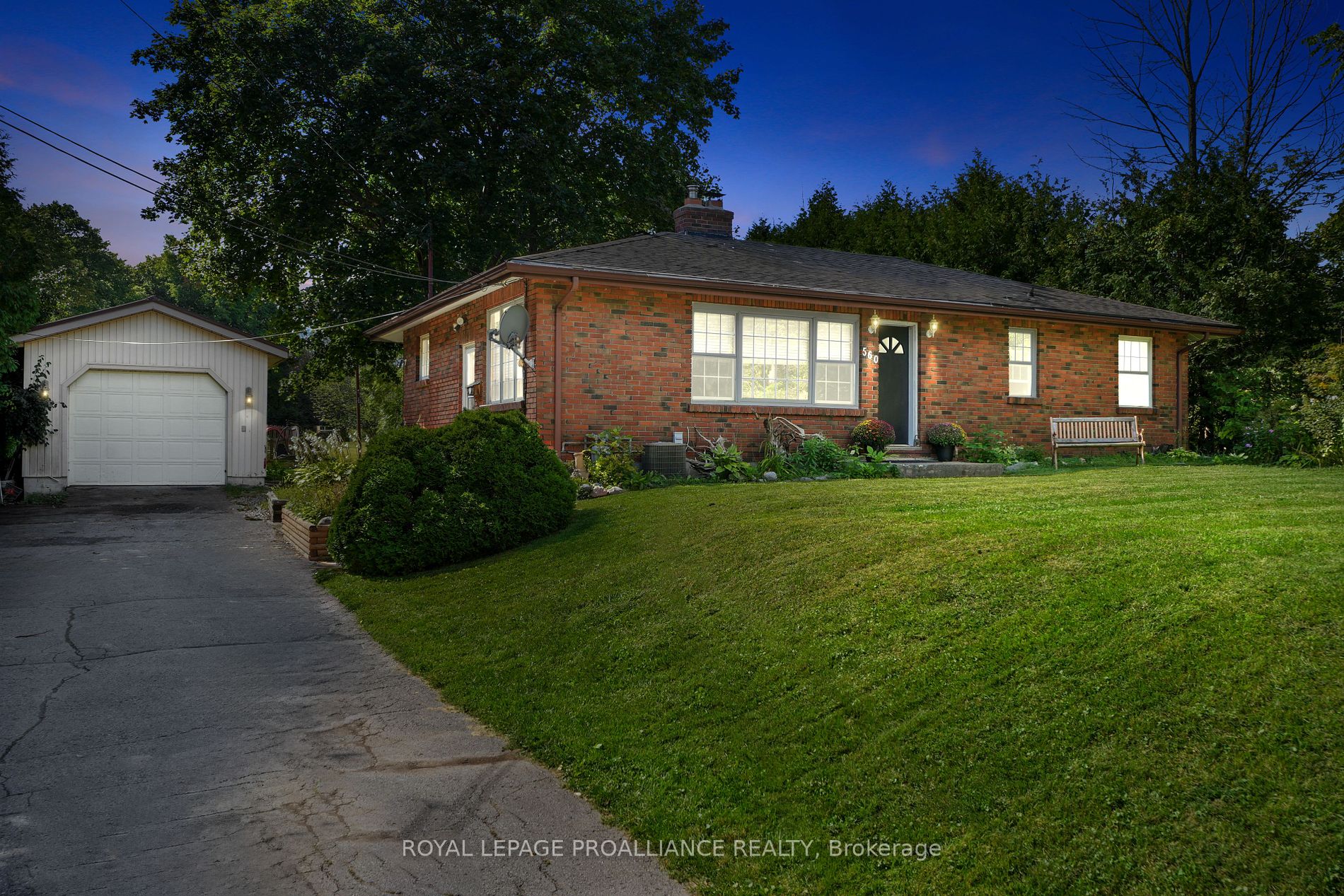 Detached house for sale at 560 Carnegie Ave Smith-Ennismore-Lakefield Ontario