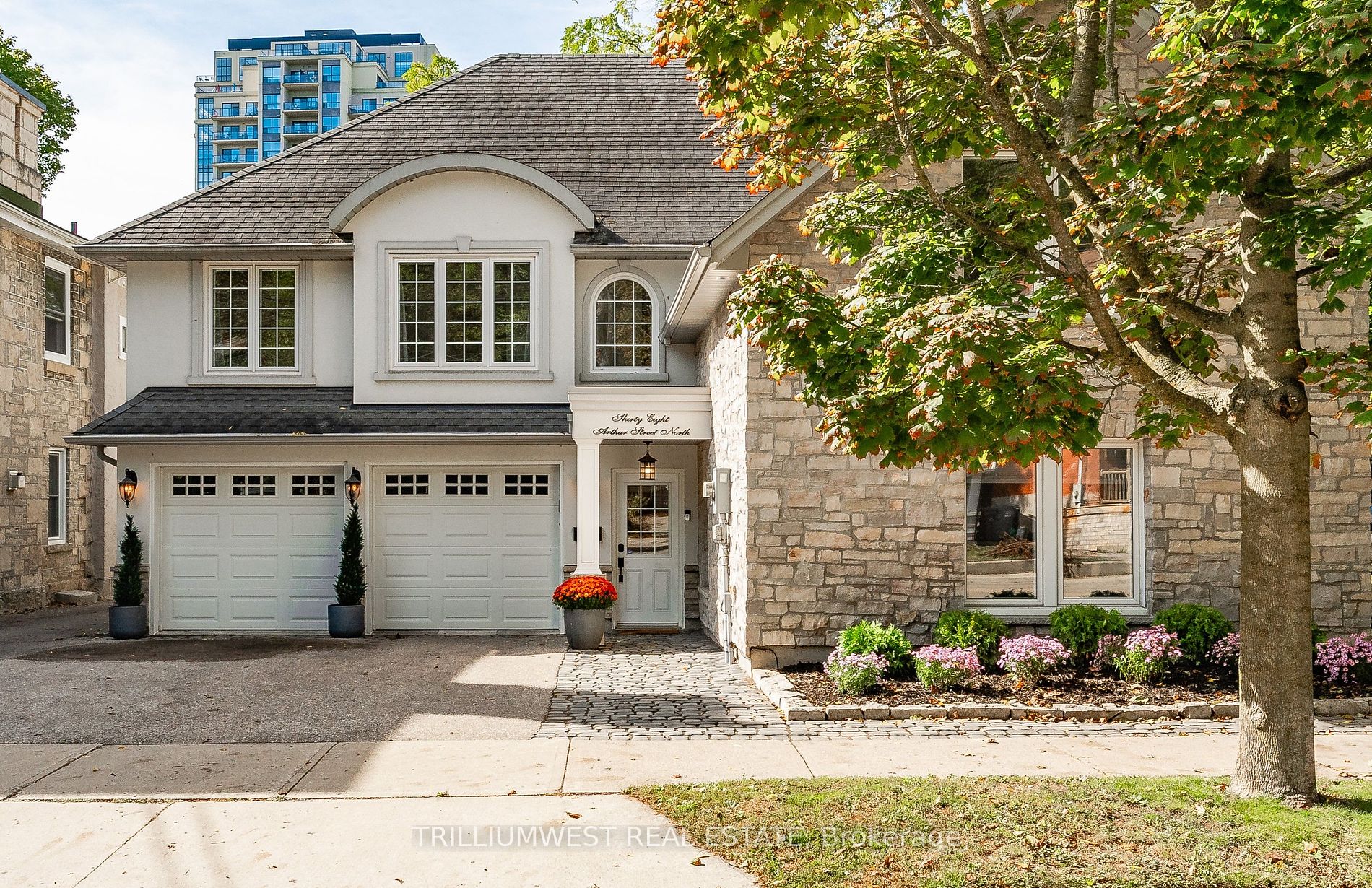 Detached house for sale at 38 Arthur St N Guelph Ontario