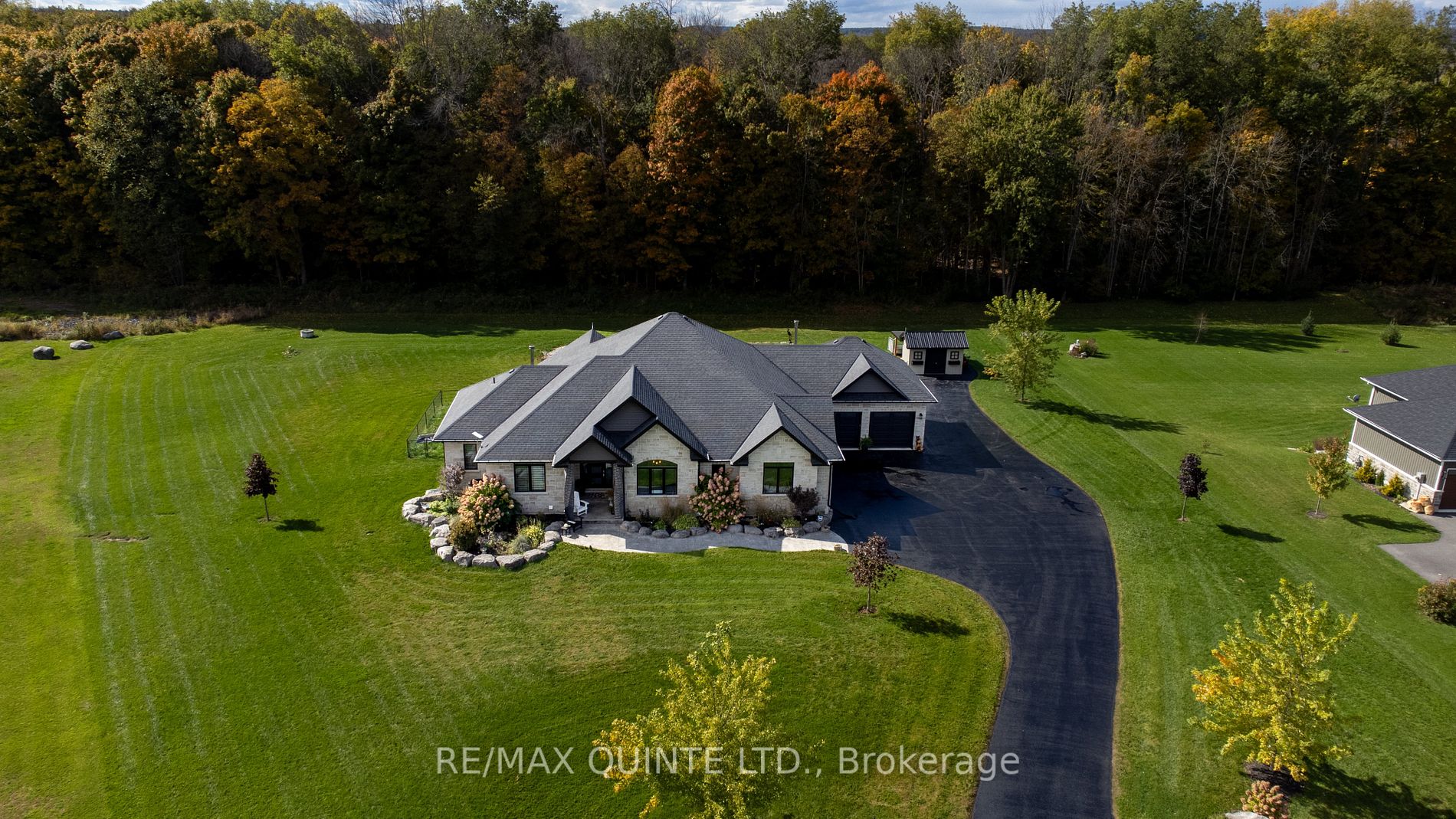 Detached house for sale at 107 Hidden Valley Dr Belleville Ontario