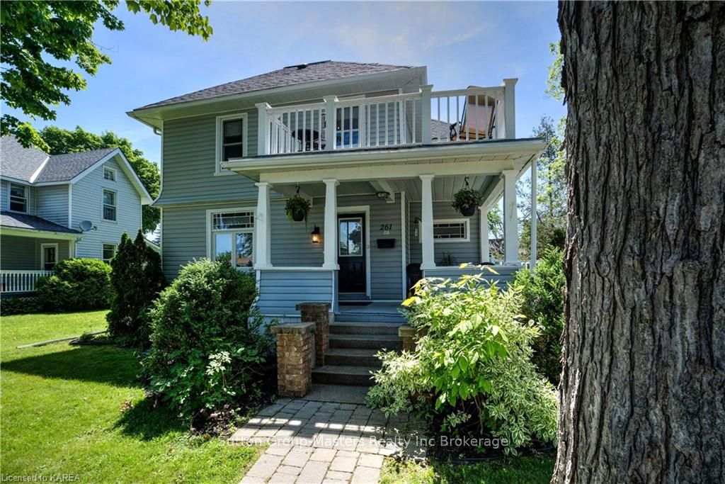 Detached house for sale at 261 ARTHUR St Gananoque Ontario