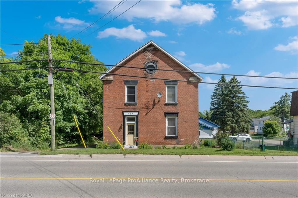 Detached house for sale at 430 KING St W Gananoque Ontario