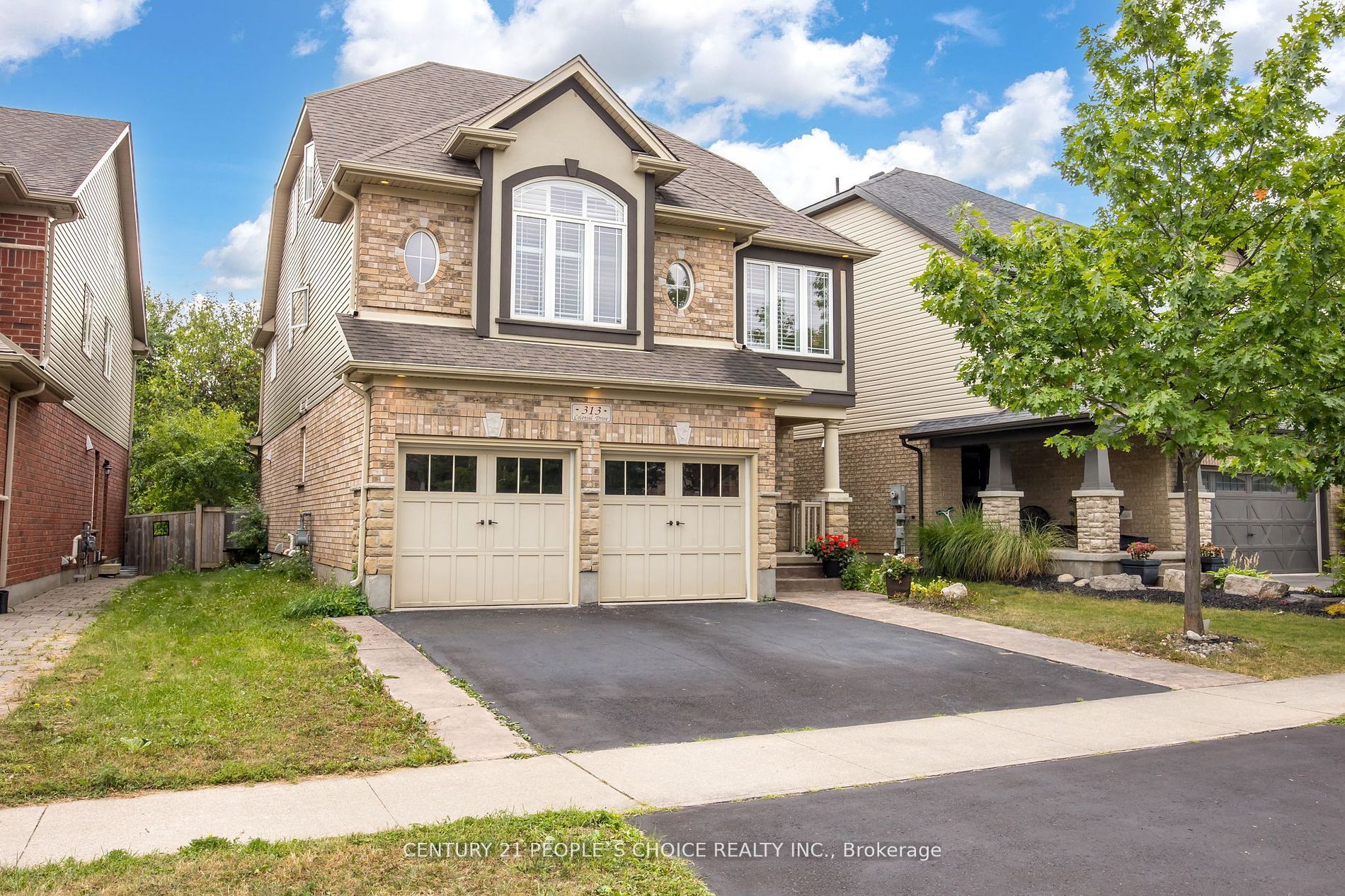 Detached house for sale at 313 Colonial Dr Guelph Ontario