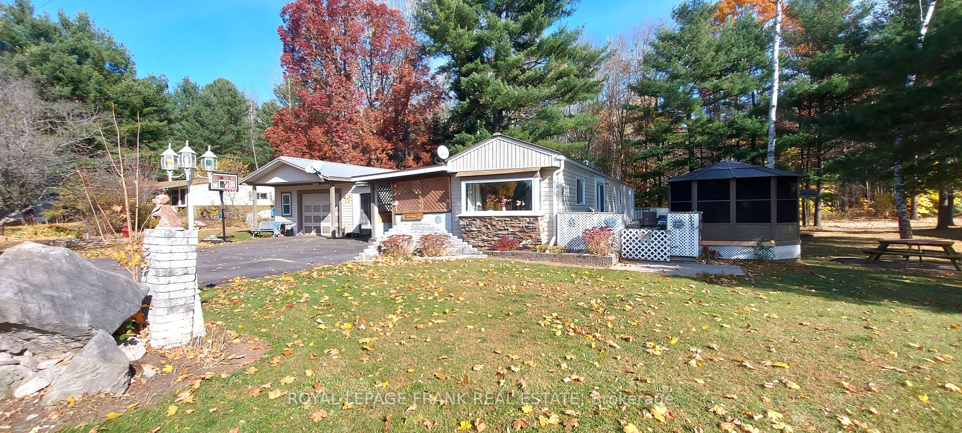 Mobile/Trailer house for sale at 83 Belmont St Havelock-Belmont-Methuen Ontario