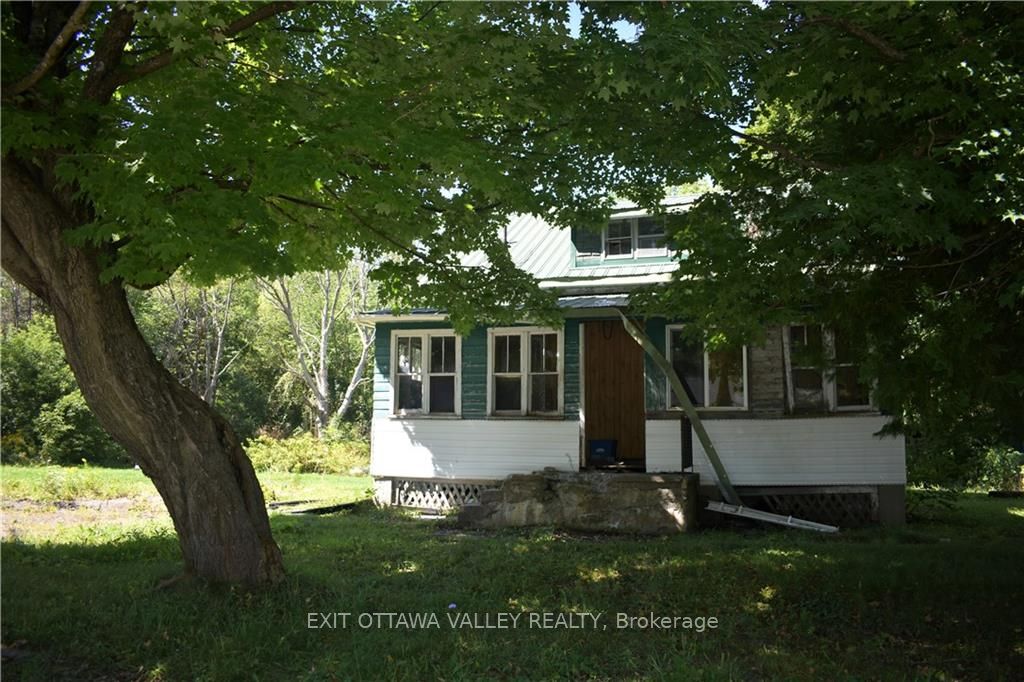 Detached house for sale at 30 RICHMOND St W Kawartha Lakes Ontario